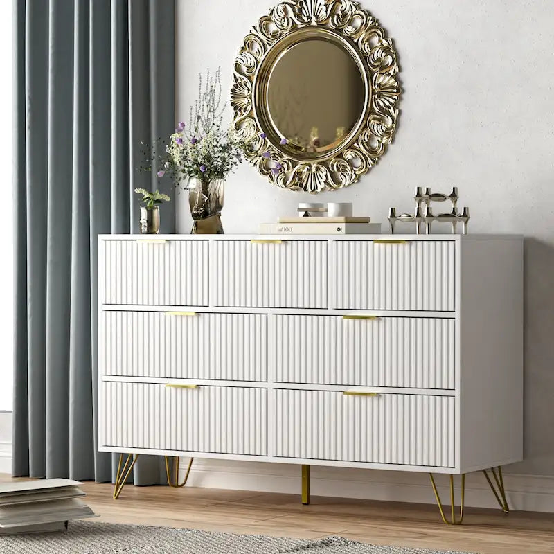 Commode à tiroirs cannelés pour chambre à coucher